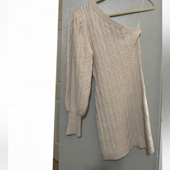Entro Dress CABLE KNIT ONE SHOULDER DRESS - Picture 1 of 1